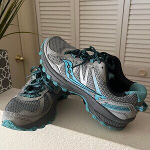 Saucony Excursion TR  wide